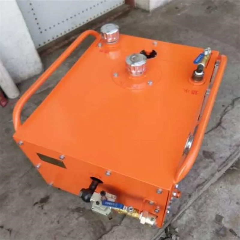 �V�Ú��(d��ng)עҺ�����F(xi��n)؛����(y��ng)ZBQ-7.5/2.5